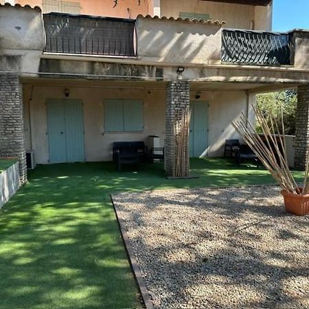 L'Hotel Du Bastier Ginasservis Esterno foto